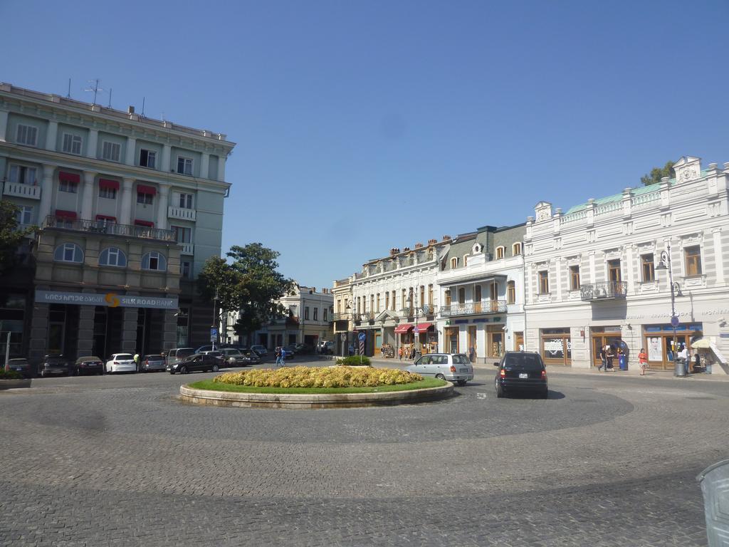 Centre Of Tbilisi Apartment Bilik gambar